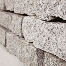 Meollons, mur de jardin, granit gris 10/20/40 cm