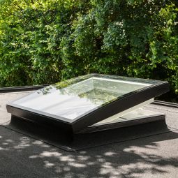Fenêtre pour toit plat VELUX 4