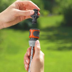 Connecteur tuyau d'arrosage Gardena  3