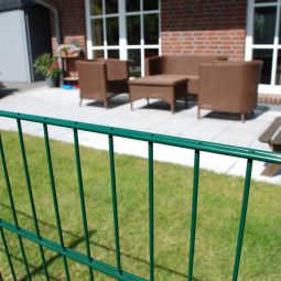 Panneau de grillage vert (RAL 6