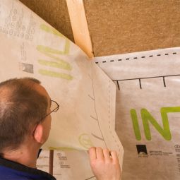 Membrane frein-vapeur à régulation hygrovariable 3