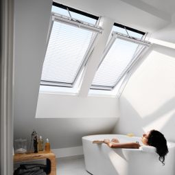 Fenêtre de toit électrique VELUX 3