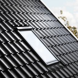 Fenêtre de toit solaire VELUX 3