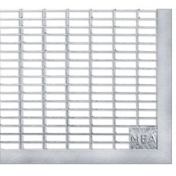 Grille caillebotis maille 30/10 mm praticable en voiture pour cours anglaises MEA de largeur 100 cm profondeur grille : différentes