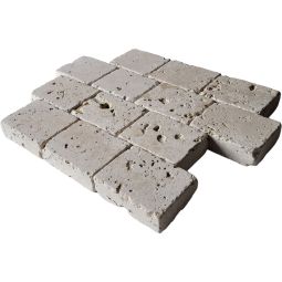 Orsol Pavés Pierre de Vianne Finition Vieillie pierre naturelle française Largeur 15-20 cm, Longueur 15 cm, épaisseurs différentes