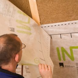 Membrane frein-vapeur à régulation hygrovariable 3