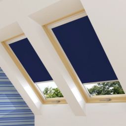 Store pare-vue RoofLITE RHR bleu 4312 commande manuelle, convenable pour fenêtre de toit RoofLITE et VELUX