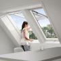 Fenêtre de toit à projection VELUX GPU 0066 PVC ENERGIE PLUS triple vitrage à faible consommation d'énergie
